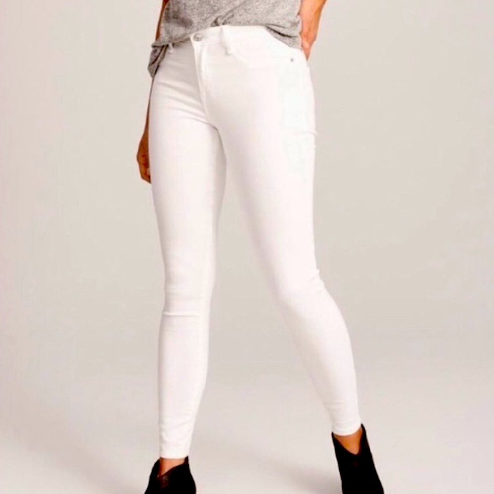 Abercrombie & Fitch White Harper Skinny Jeans 4S/27